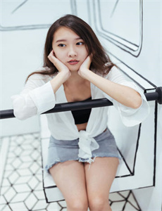 18美女腿打开无遮软件